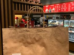 -星巴克(杭州湖滨银泰E区店)