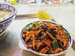 双菇肉片浇头-伟记奥面馆(养育巷店)