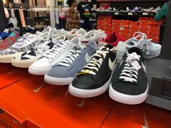 -法雅体育工厂店(皂君庙路店)