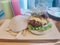 -The Diner X餐厅(青岛万象城店)