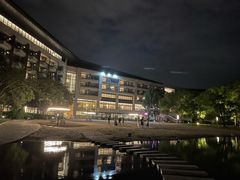 -上海佘山世茂艾美酒店
