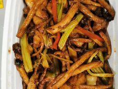 -香港新发烧腊茶餐厅(万象店)