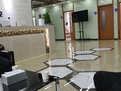 -茂菊口腔连锁(浦东南路店)