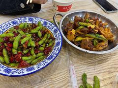 -江城燕子大排档(江汉路步行街店)