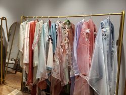 -彭彭的汉服体验馆(东湖林语店)