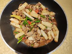 泡脚藕带炒鸡胗-老村长•湖北家常菜(南湖店)