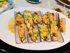 蒜蓉粉丝蒸蛏子王-誉八仙茶室酒楼(新天地店)