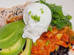 生三文鱼拌饭-Moka Bros 摩卡站(西单大悦城店)