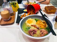 餐蛋公仔面-柠檬树茶餐厅(海雅缤纷城店)