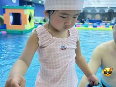 -龙格亲子游泳·水育早教运动中心(龙湾天街店)