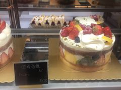 四季香提-Dough&Joe团憩(瑞虹天地月亮湾店)