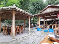 -乡巴佬鼎锅饭