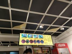 -丽虹云南过桥米线(兴工街店)