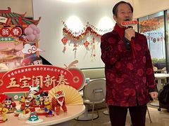 -必胜客(WOW中心城店)