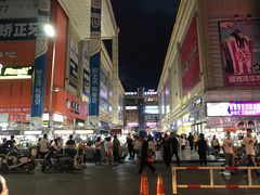 -潮流汇购物城(铜锣湾国际购物中心店)
