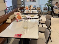 -必胜客(砂之船中东奥莱店)