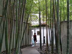-穹六人间 people 6(岳阳路店)