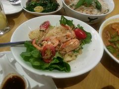 泰式柚子鲜虾色拉-Pho Asia 亚阁越南料理(上海来福士广场店)