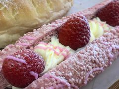 草莓魔法棒-奈雪的茶(亨特国际广场店)