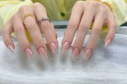 -芊屿芊浔美甲