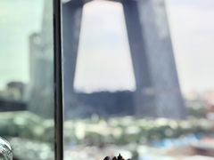 -福楼毕斯罗F Bistronome(国贸商城约会地标景观店)