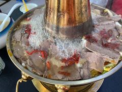 -撒拉人家.酸菜牦牛肉火锅