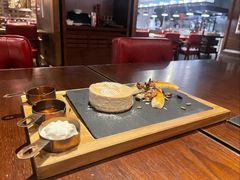 招牌香蕉芝士蛋糕-恰餐厅及酒吧 CHAR Bar & Grill (北京丽都皇冠假日店)