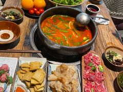 -贵厨酸汤牛肉(花果园国际中心店)