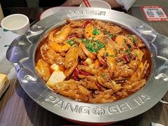 -胖哥俩肉蟹煲(上海悦荟广场店)