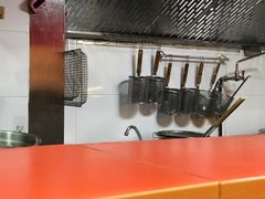 -拉面莊夢語＆中华料理八椿