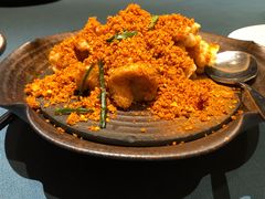 金沙辣炒九节明虾球-三利音·东方司宴(外滩店)