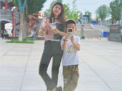 -巴陵广场