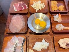 -银米·云南传统过桥米线(双廊黑金冠店)