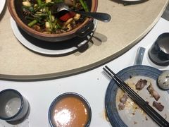 -八府香鸭·啫啫煲(华山路店)