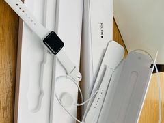 -Apple零售店(华贸购物中心店)