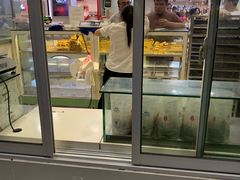 -上海哈尔滨食品厂(汇联商厦店)