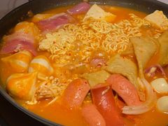 部队年糕火锅-七八冷面·延边朝鲜族美食(欢乐谷店)
