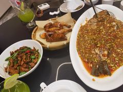 葱烧武昌鱼-湖锦酒楼·32年地道湖北菜(光谷店)
