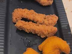 -必胜客(WOW中心城店)