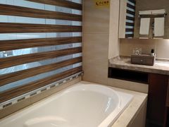 -兴芮温泉度假区