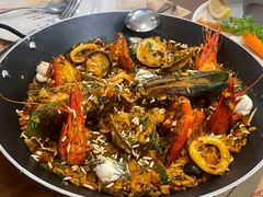 -Mark&Mars Restaurant