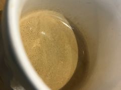 免费美式咖啡-HELLO 27 意面·沙拉·帕尼尼