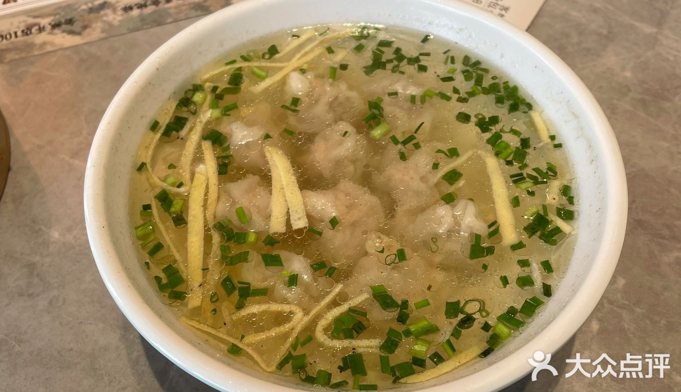 老字号鸡鸣汤包