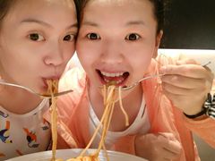 -必胜客(武汉欢乐谷店)