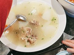 -有红鸡毛店·川菜(建设路店)