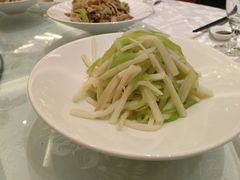 -泓历皇朝酒店(东亭店)