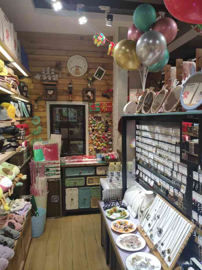 one way文具礼品生活馆-"本来说去买办公用品的笔啊笔记本什么的说,.