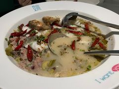-姚姚酸菜鱼·金戈戈香港豉油鸡(喜荟城联名店)
