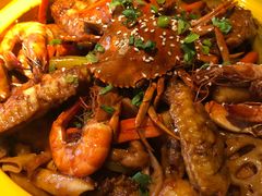 -多嘴超级肉蟹煲(杉杉国潮主题店)