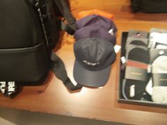 -URBAN REVIVO(高德置地广场·春广场店)